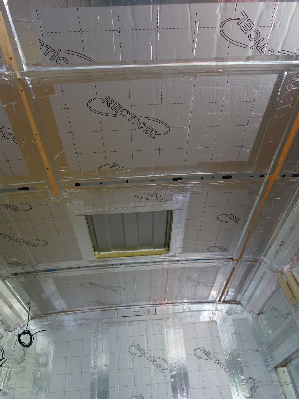 insulated and sealed roof insulation