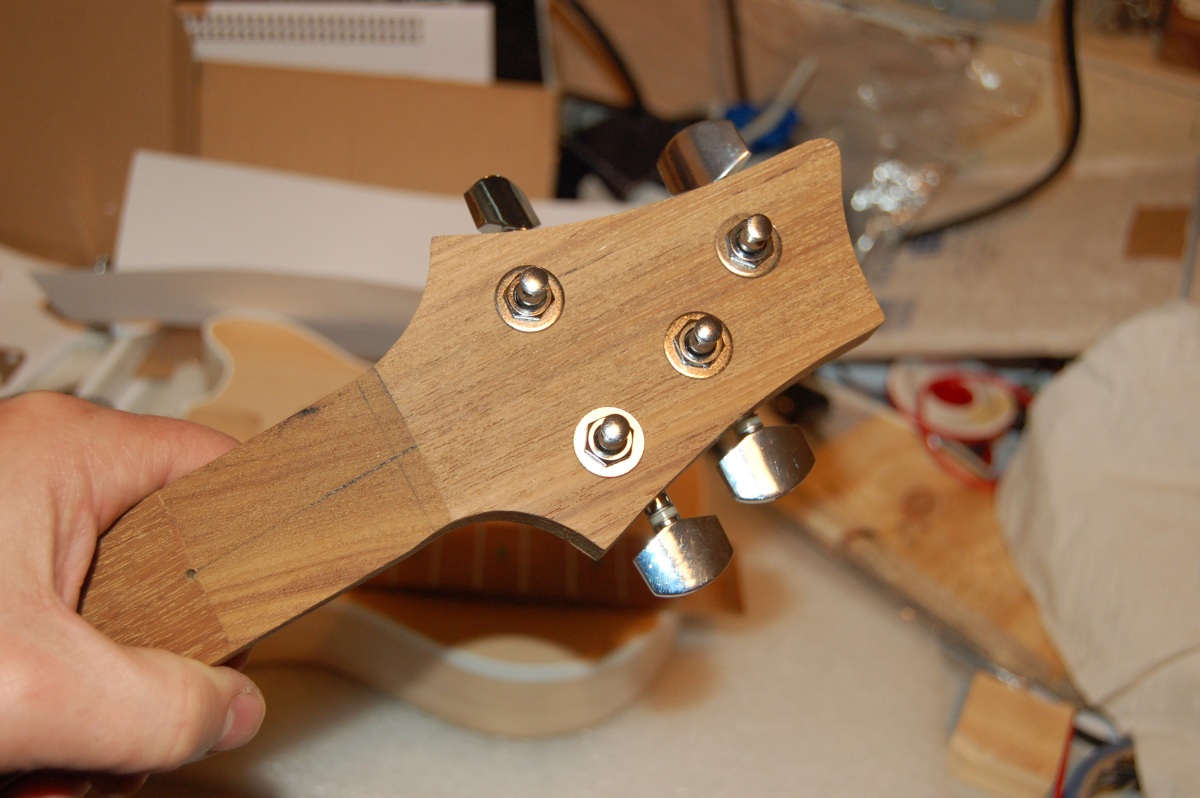 headstock with tuners