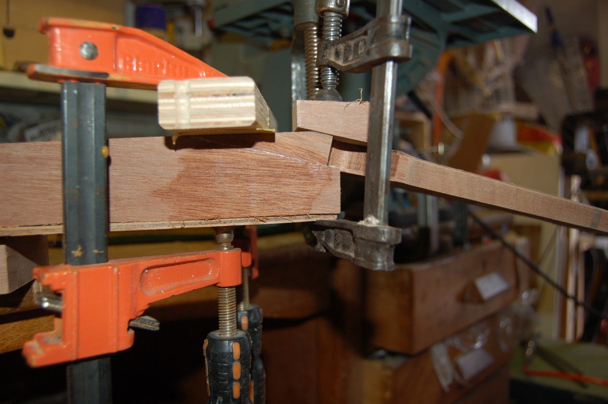 clamping the scarf joint