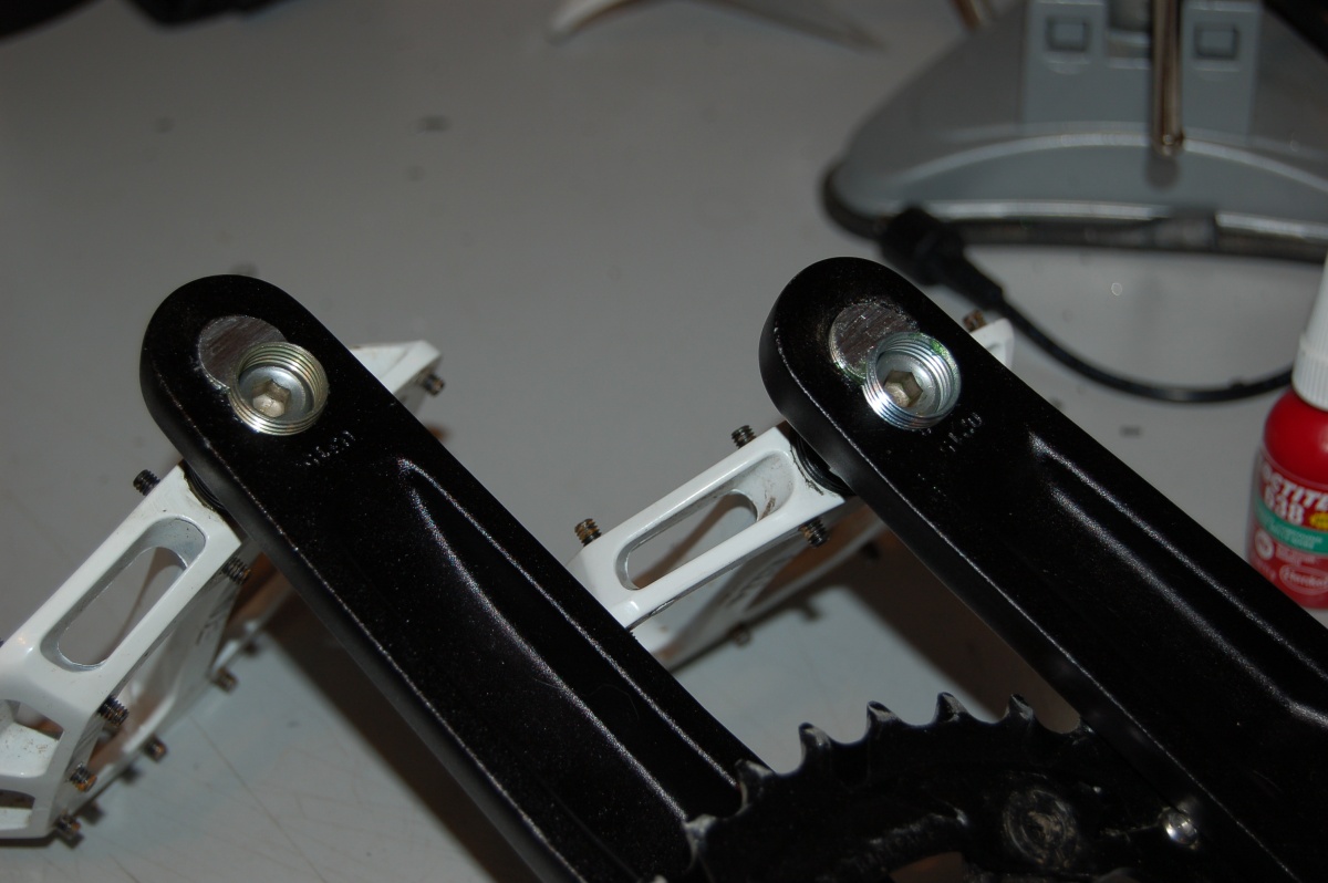 both cranks done - waiting for the threadlock to set